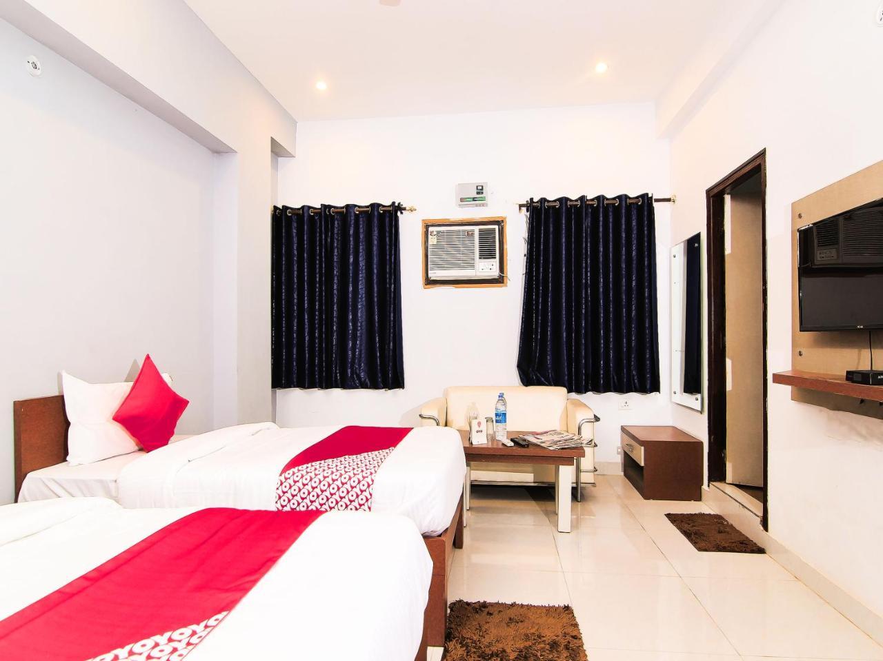 Maple Delite Hotel Lucknow Exterior foto